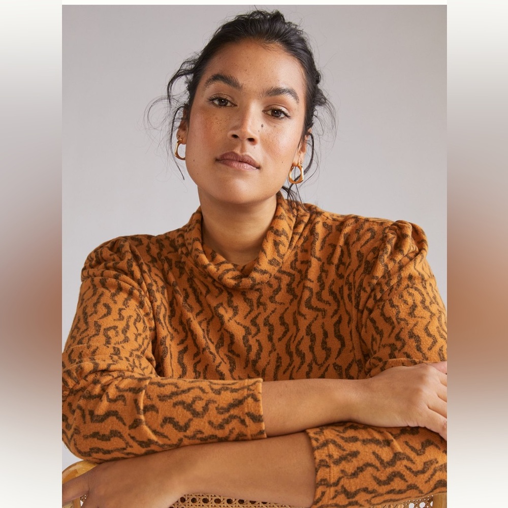 NWT Anthropologie Tiger Print Turtleneck Sweater, Soft and Cozy!